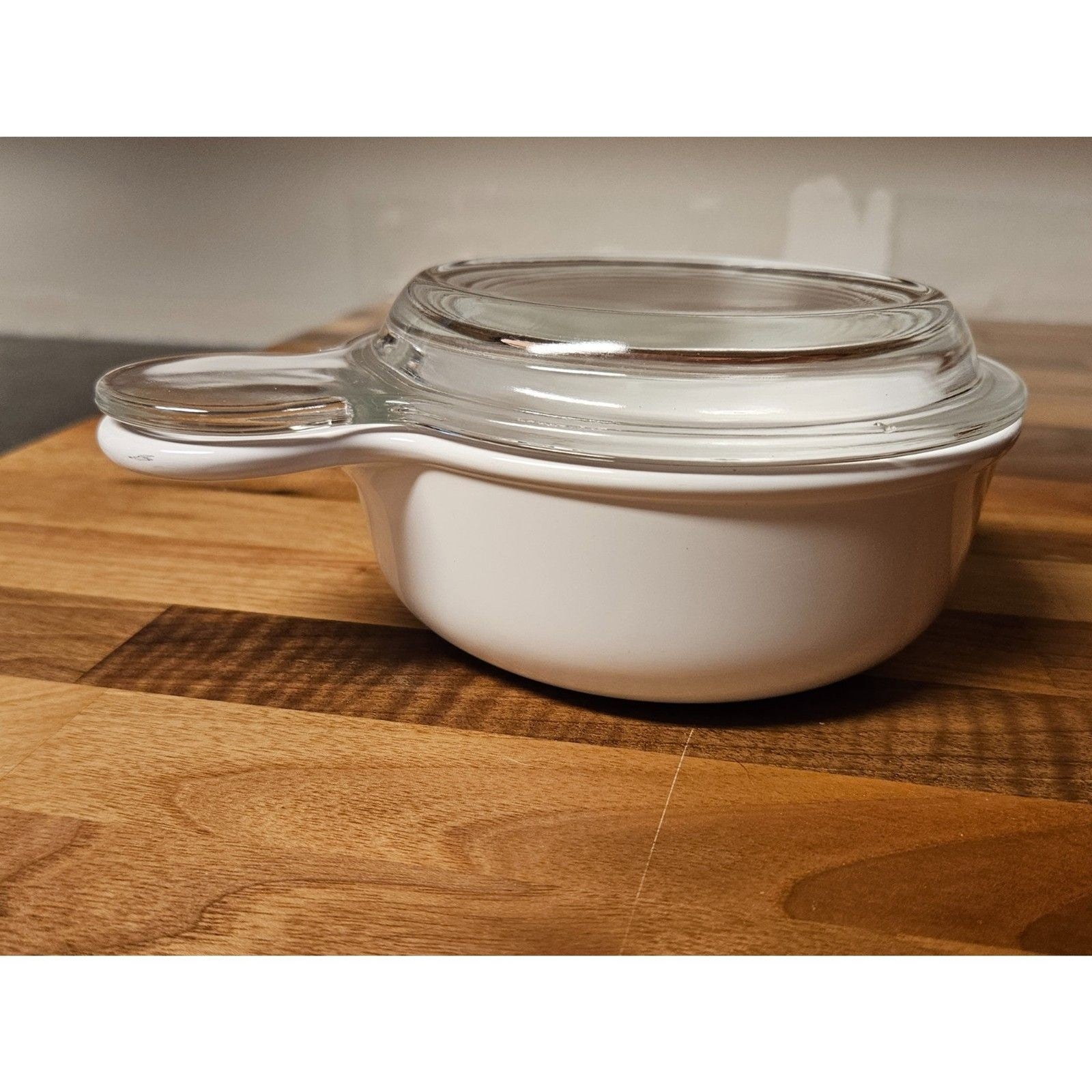 Vintage Corning Ware White Heat N Serve Grab It Bowl P-150-B with Glass lid