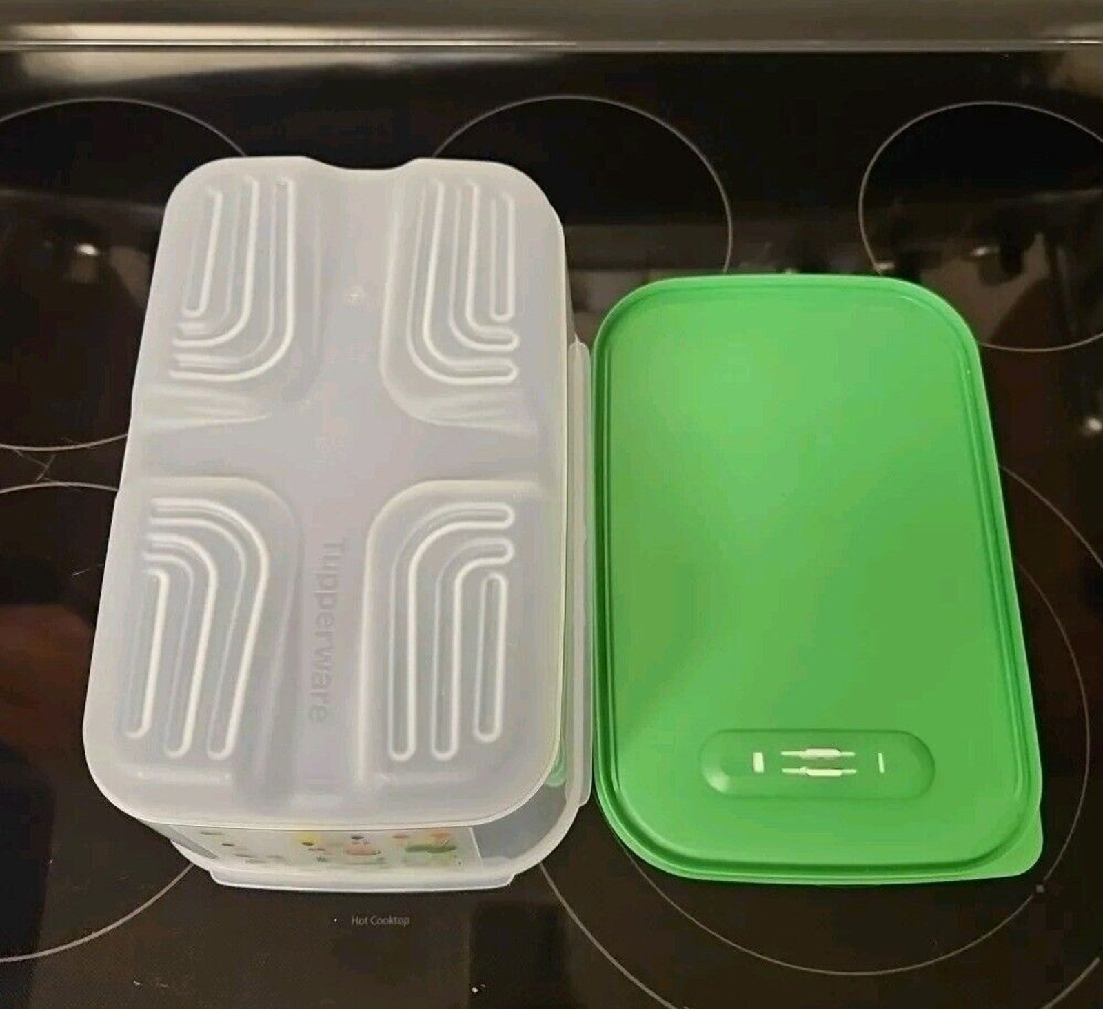 Tupperware FridgeSmart Medium Deep Container 1 Gal. Fruit & Veg Keeper Green