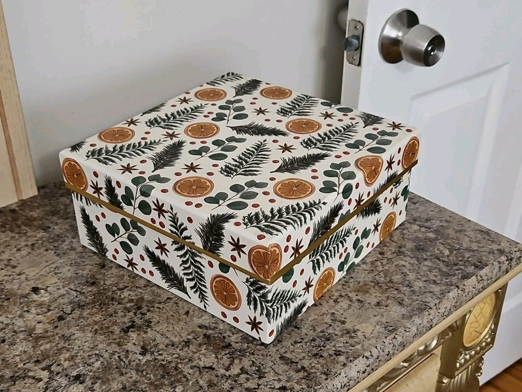 Lady Jayne Storage Box Citrus, Berry, Spice Greenery Holiday Theme 9"x9"x4"