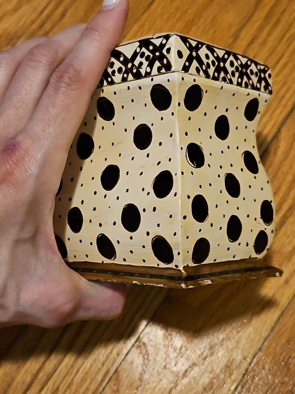 Hand Painted Black, White & Gold Wood 2 Deck Playing Card Holder Canasta Bridge