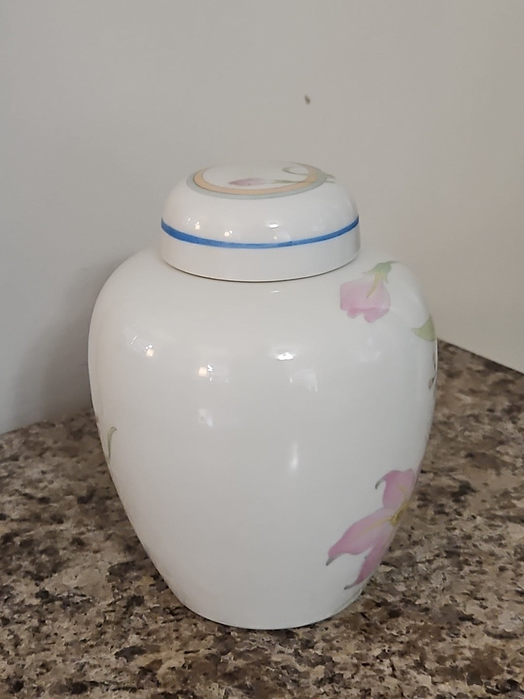 Vintage Chinoiserie Ginger Jar With Lid Purple Orchid & Blue Lily W Gold Accent