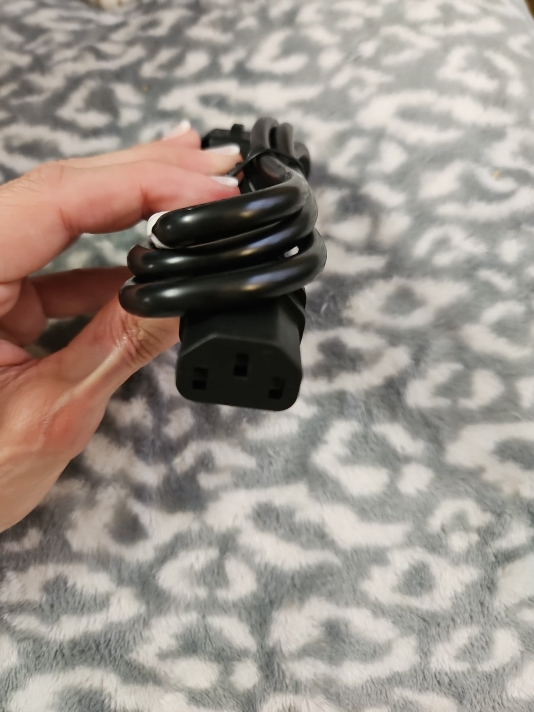 3ft LineTek LP-34 16A 250W Europe Outlet Power Cord Black New