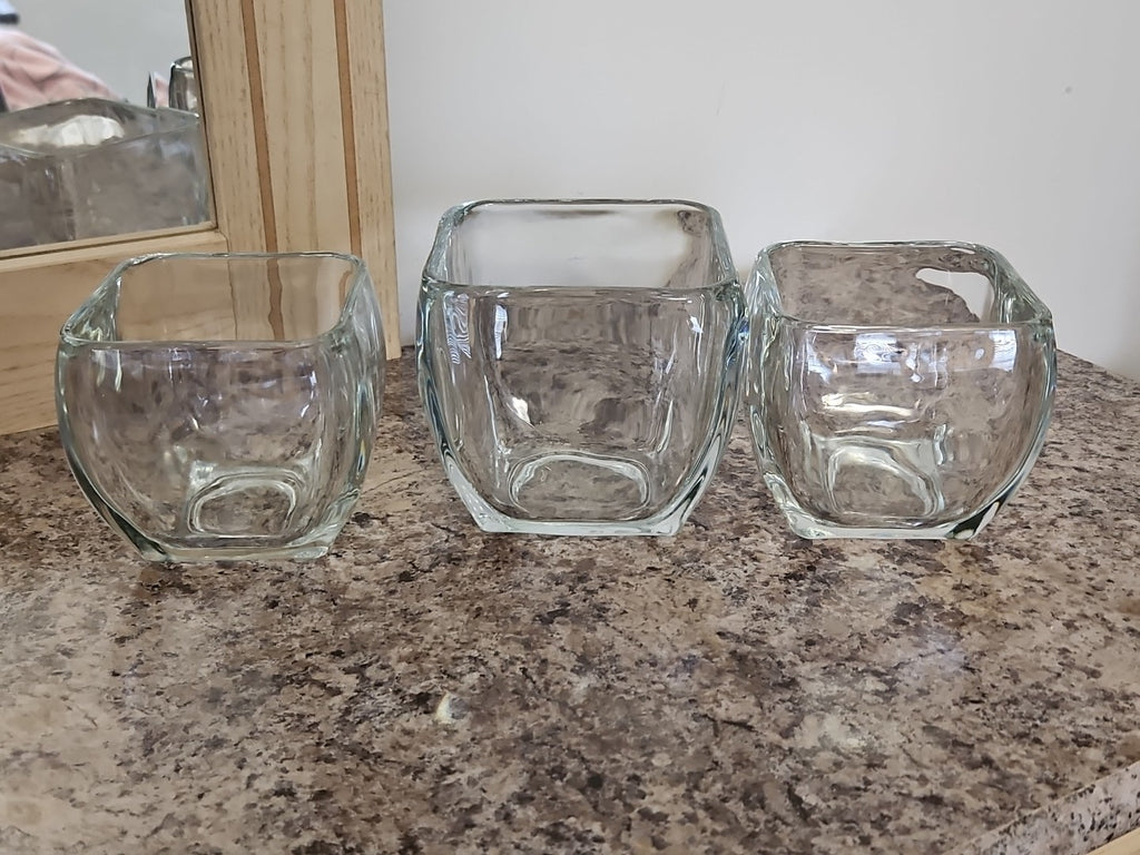 Set Of 3 Clear Glass Curved Tapered Square Candle Holders 3.75" & 4.5"