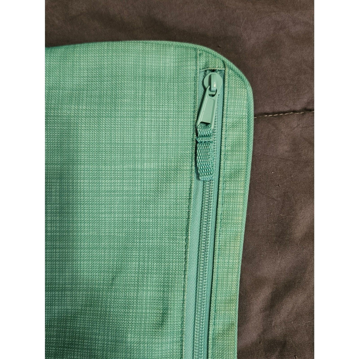 Thirty-One Pocket-A-Tote Teal Cross Hatch Organizer Snap on Zipper Pocket