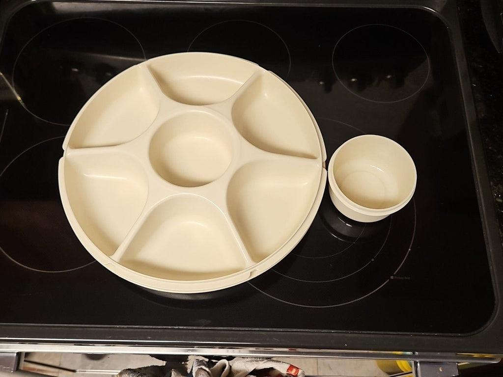 Tupperware Divided Serving Tray 1665-3 Almond With Lid 1666-3 & Dip Bowl 3 pc set
