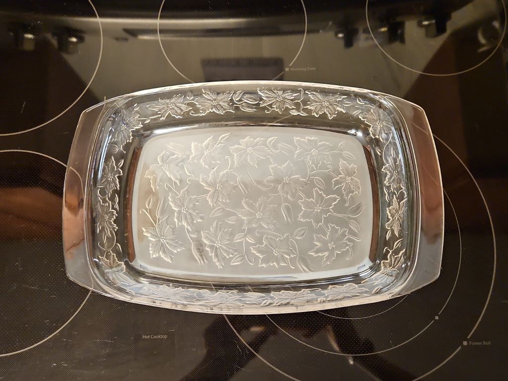 Vintage Princess House Fantasia Glass Casserole Baking Dish Poinsettia 13.5x8.5