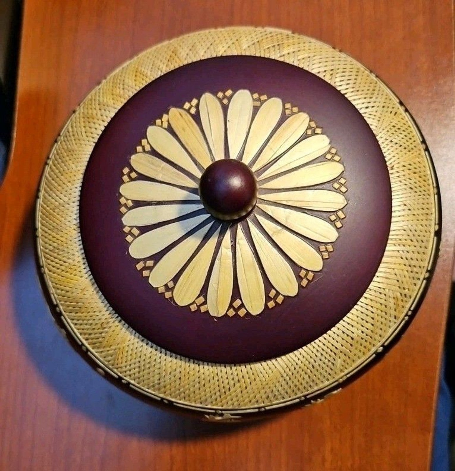 Handmade Straw Marquetry Wooden Trinket Bowl W/ Lid Village Scenery 6” Round