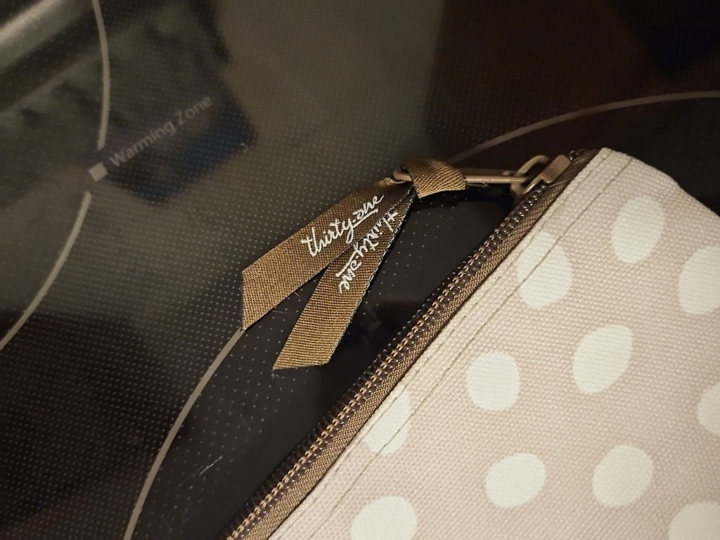 Thirty-One Taupe Beige Lotsa Dots Retired Zipper Bag 12"x 9.5" EUC
