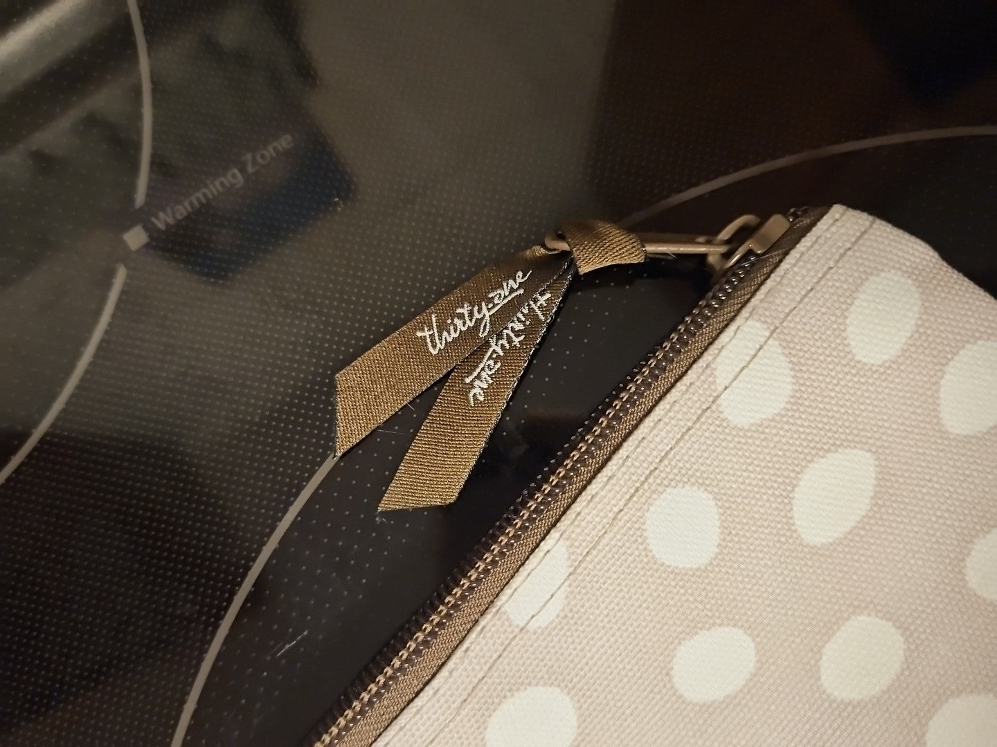 Thirty-One Taupe Beige Lotsa Dots Retired Zipper Bag 12"x 9.5" EUC