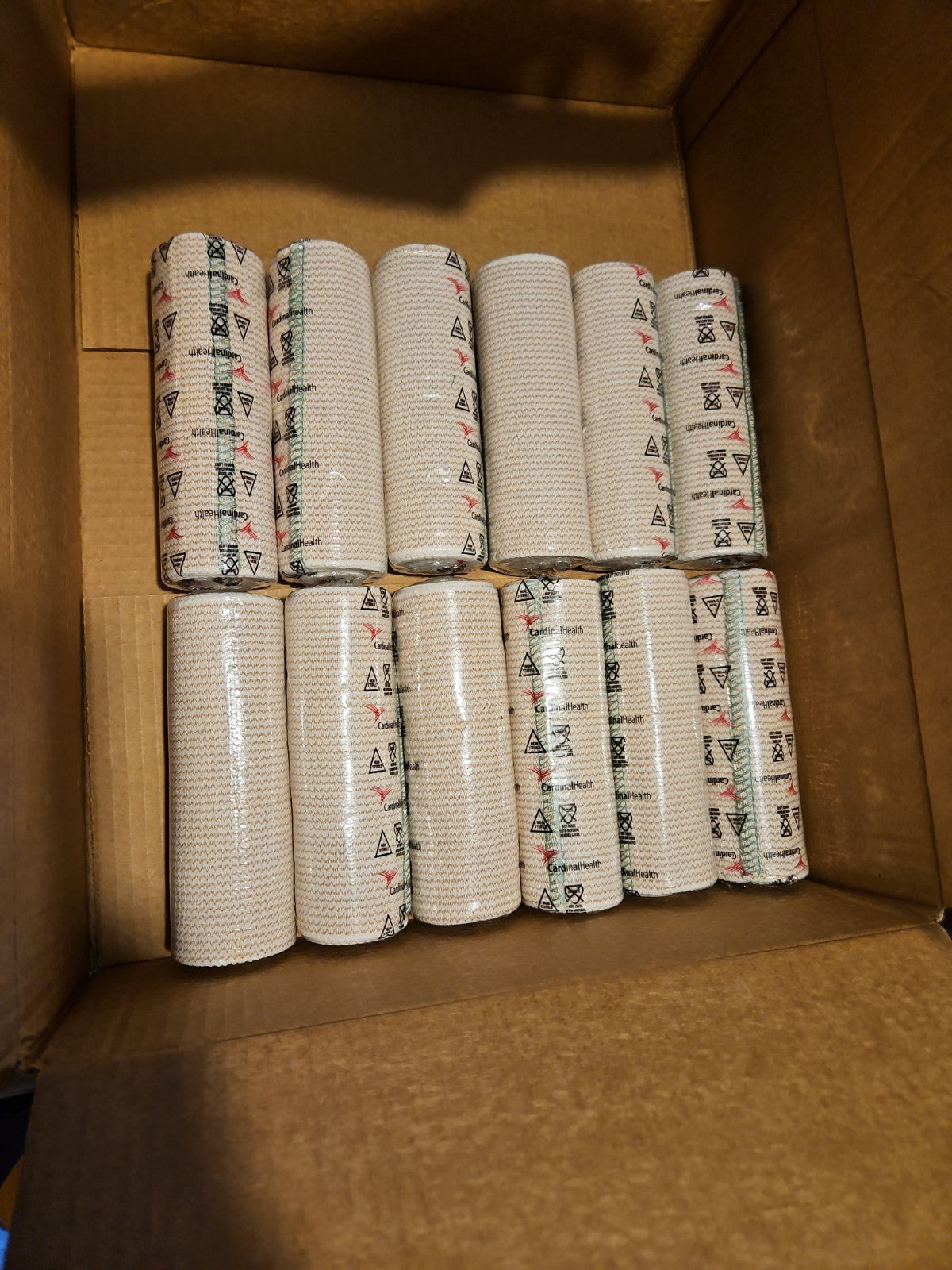 Case of 12 Rolls Of Cardinal Elastic Bandage W Self Closure 6"X5.8y  23593-06LF