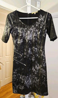 Gianni Bini Black 3/4 Sleeve Black & Silver Dress Zipper Accents Size 0
