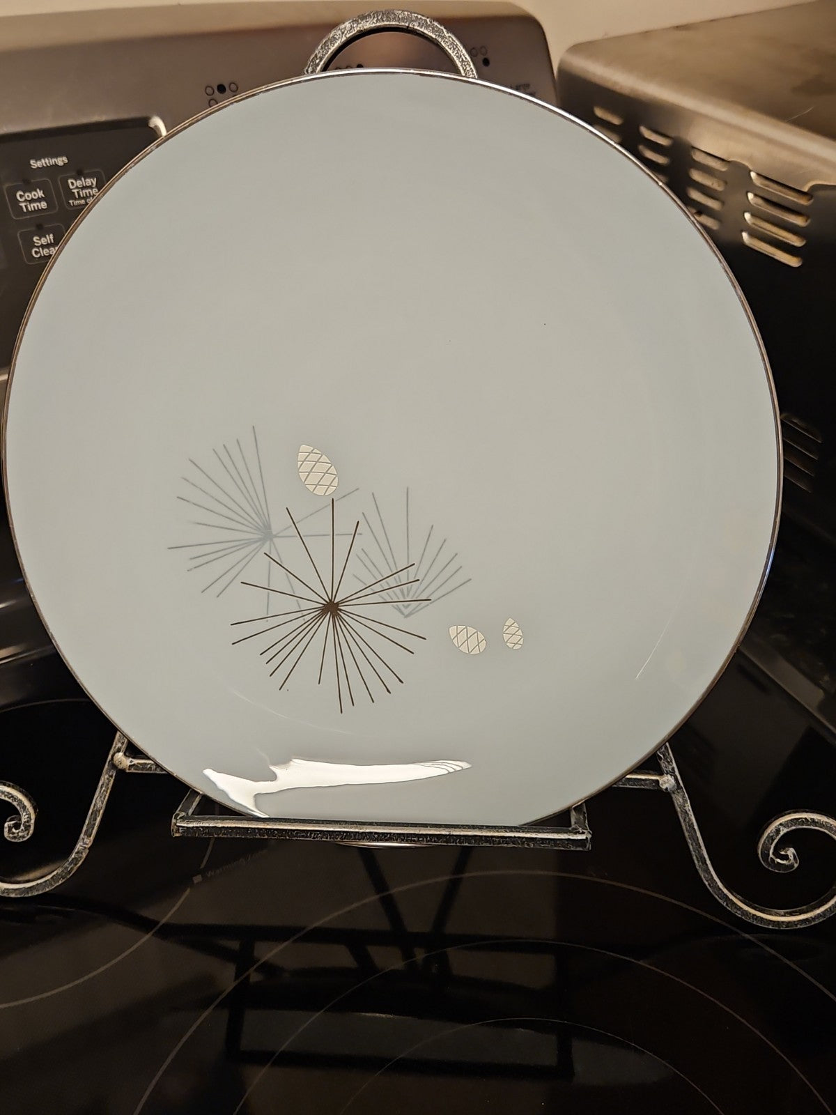 Set Of 8 Vintage MCM Franciscan Silver Pine Dinner Plates 10.5" Platinum Rim