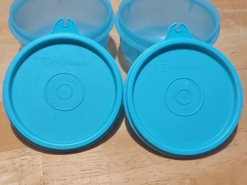 Set of 2 Tupperware Snack Bowls Turquoise #1403 With Lids #733 EUC