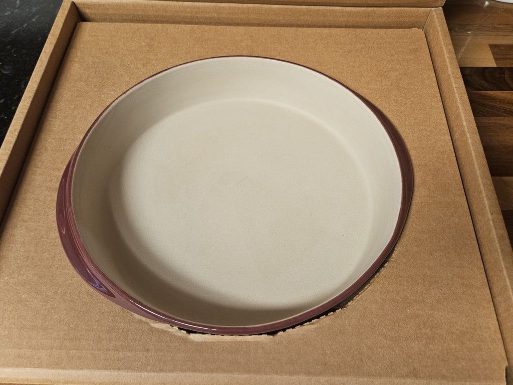 New In Box Pampered Chef New Traditions Deep Dish Baker Cranberry #1336 11"