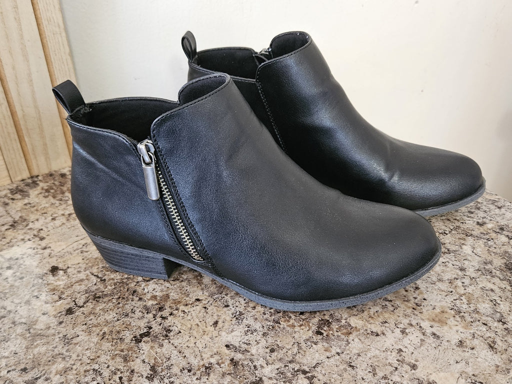 Sonoma Goods For Life Millo Black Ankle Boots Zip-up Women’s Size 9 EUC