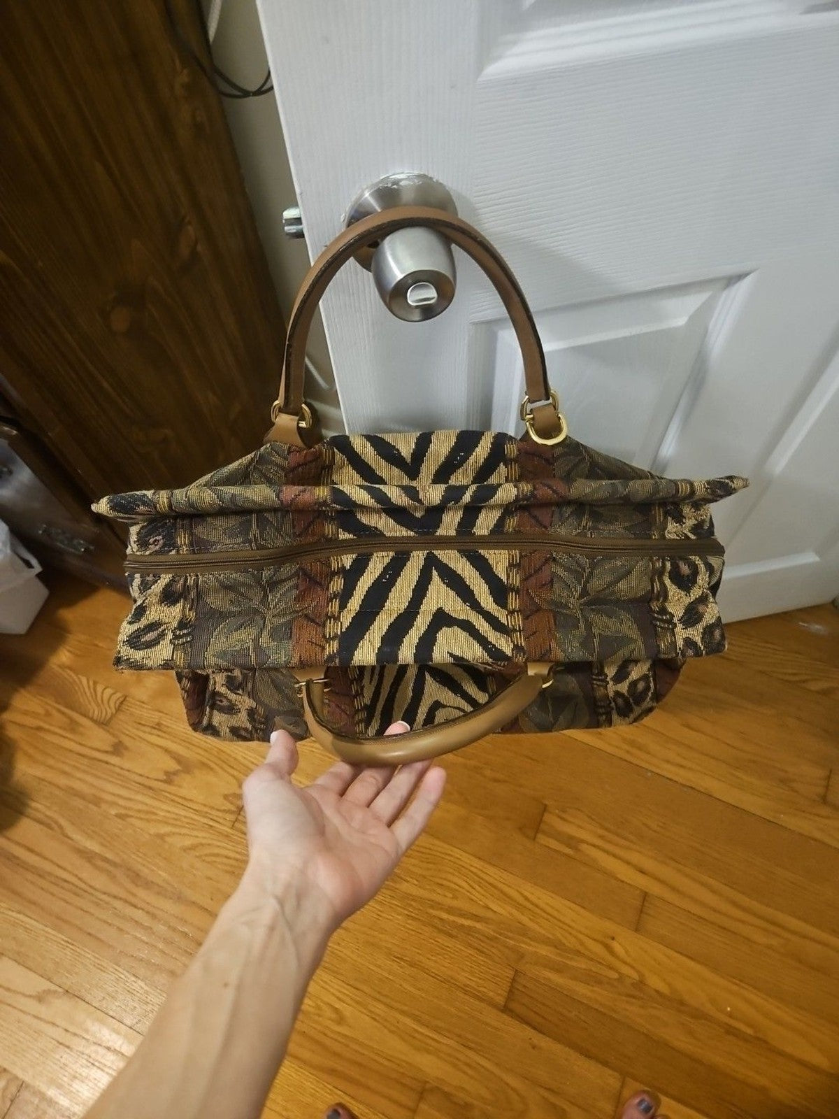 Vintage Gevive By Boyt Animal Print Tapestry Tote Duffle Bag Beautiful Condition