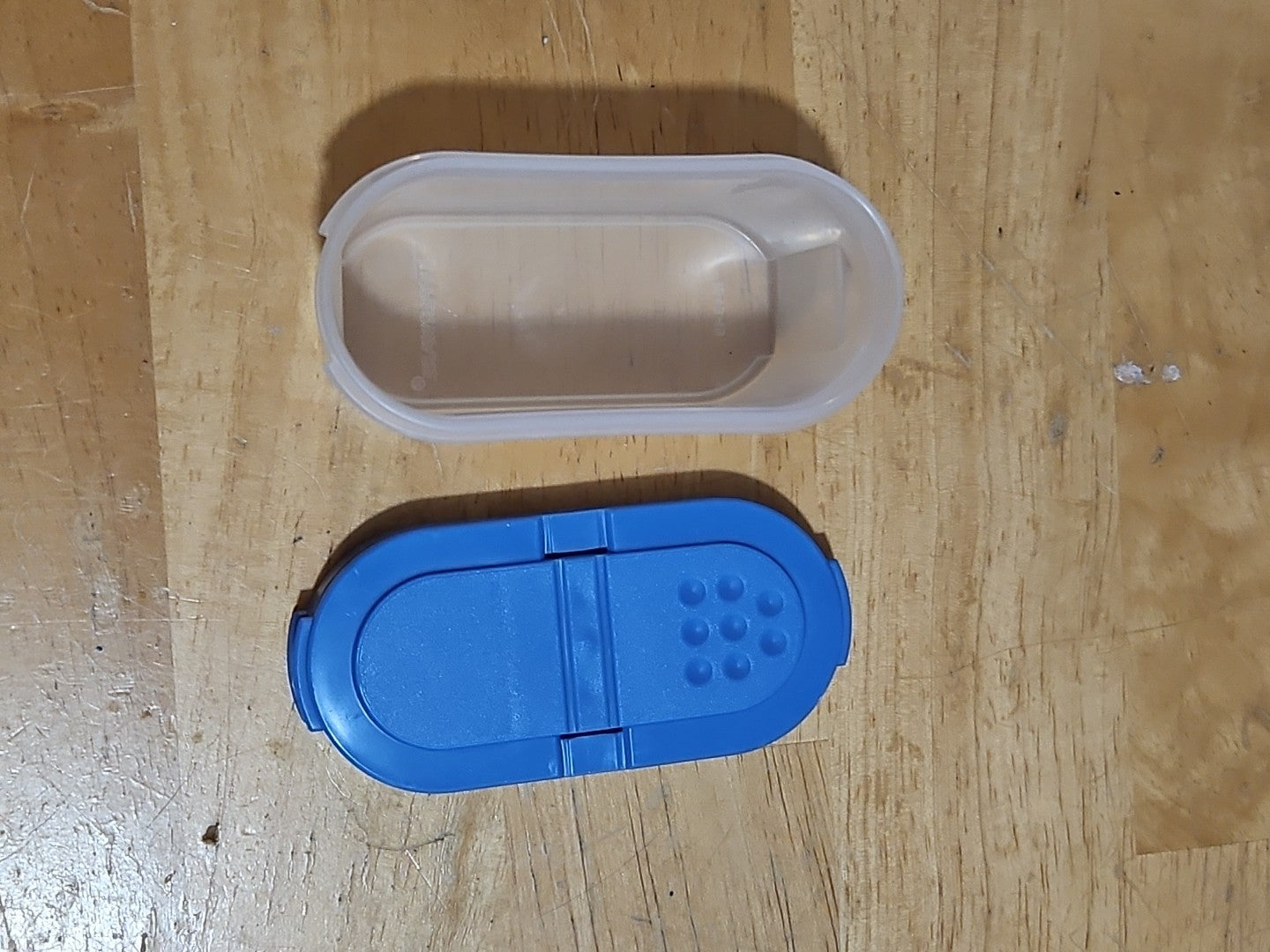Vintage Tupperware Modular Mates Small Spice Shaker W/ Blue Lid #1843 & #1844
