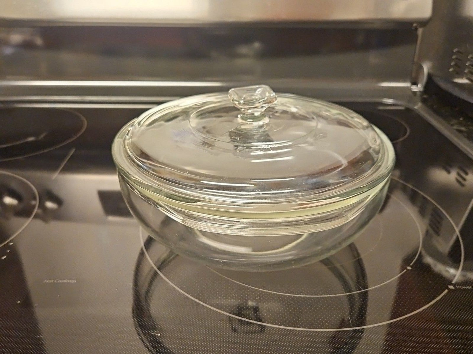 PYREX 024 ~ 2Qt Clear Round Glass Bowl With Lid USA