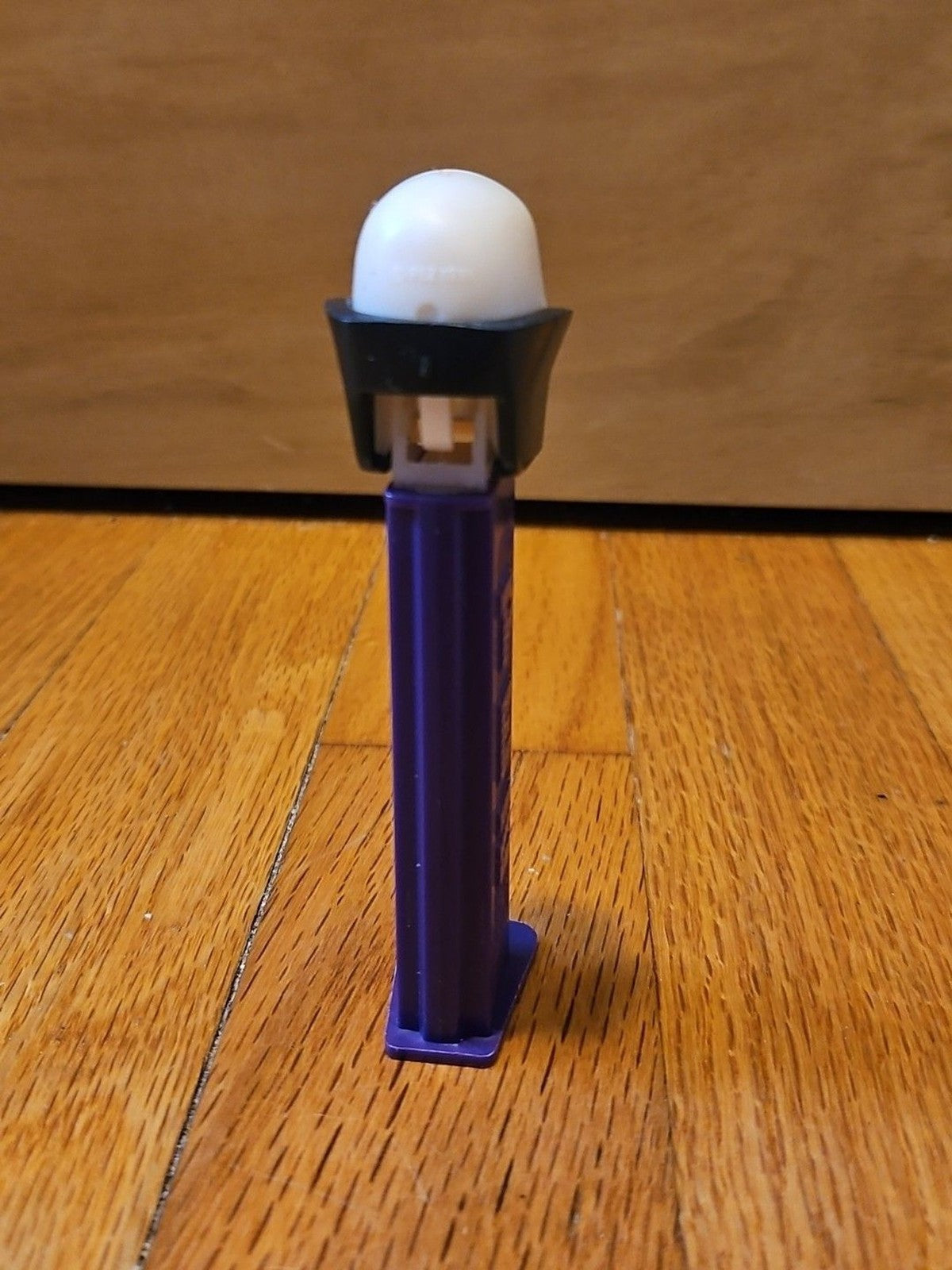 Vintage 1971 Purple Pez Dispenser Dr Skull Skeleton with Feet Made in Slovenia