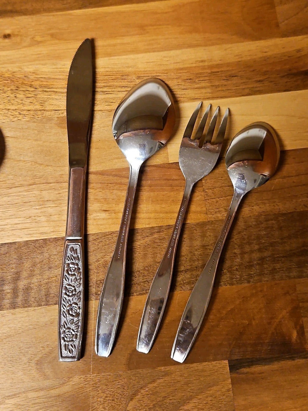 Vintage CustomCraft Stainless Steel Flatware CUS10 4 Pc Service For 2 Roses