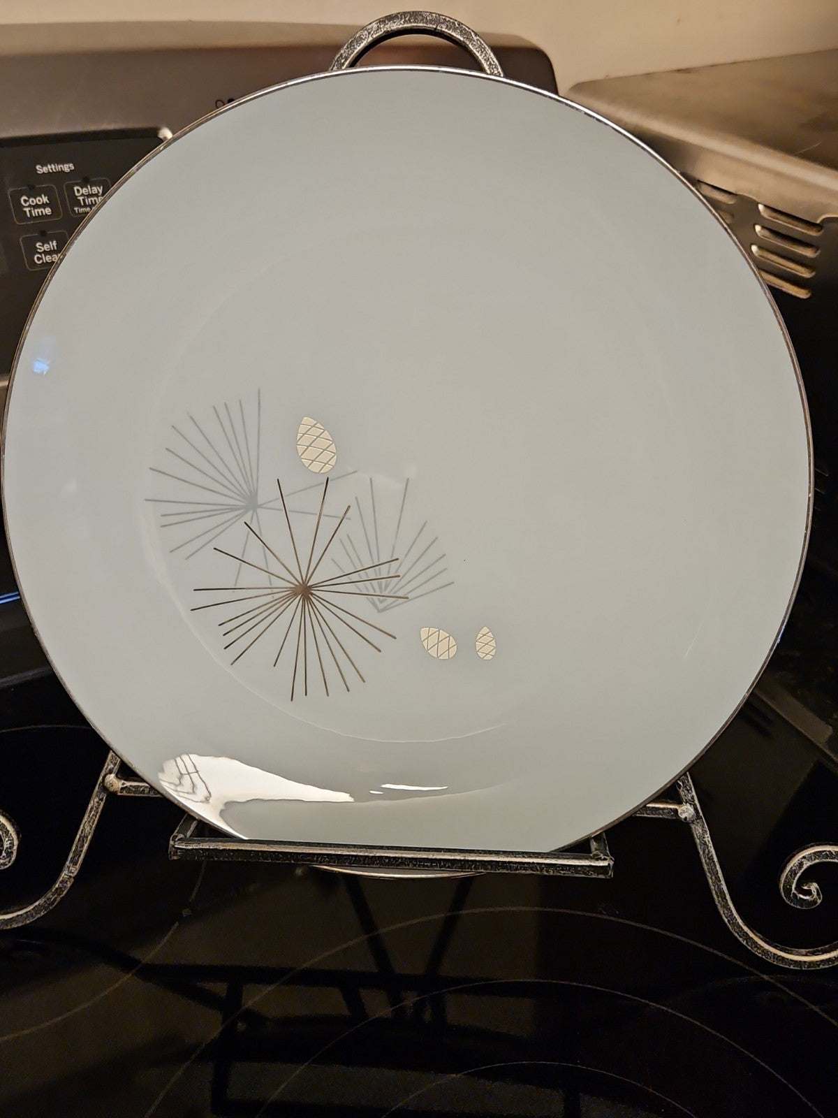 Set Of 8 Vintage MCM Franciscan Silver Pine Dinner Plates 10.5" Platinum Rim