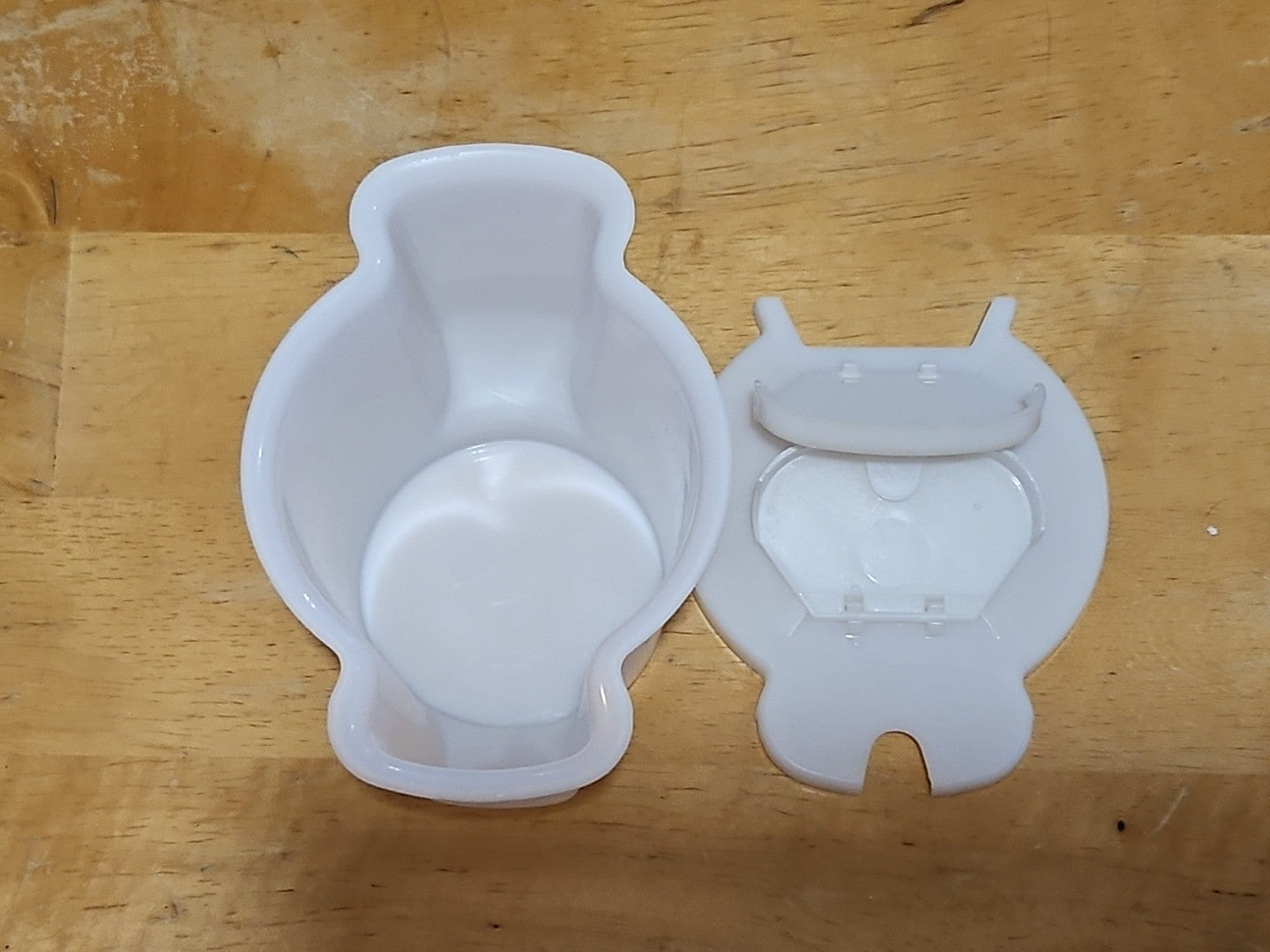 Vintage Tupperware Sheer Flip Top Sugar Bowl EUC