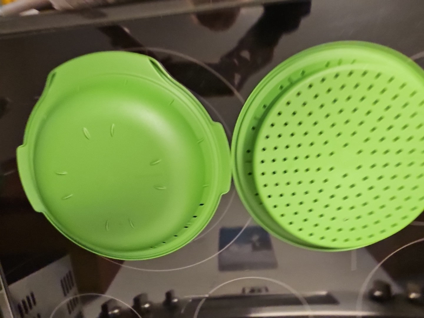 5 Pc Tupperware Green Microwave Smart Steamer & Accessories No Reservoir READ