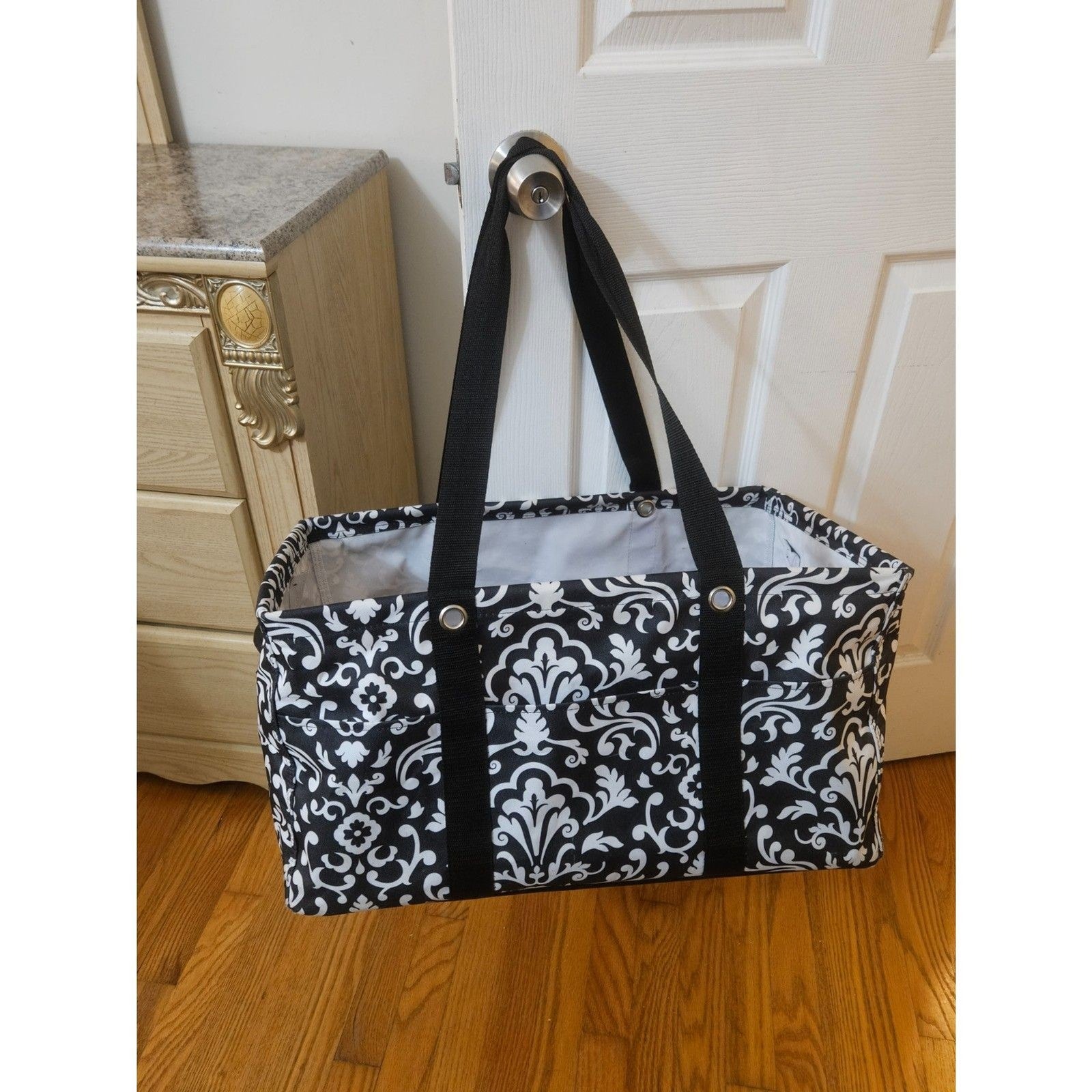 Thirty-One 31 Deluxe Utility Tote Black & White Parisian Pop