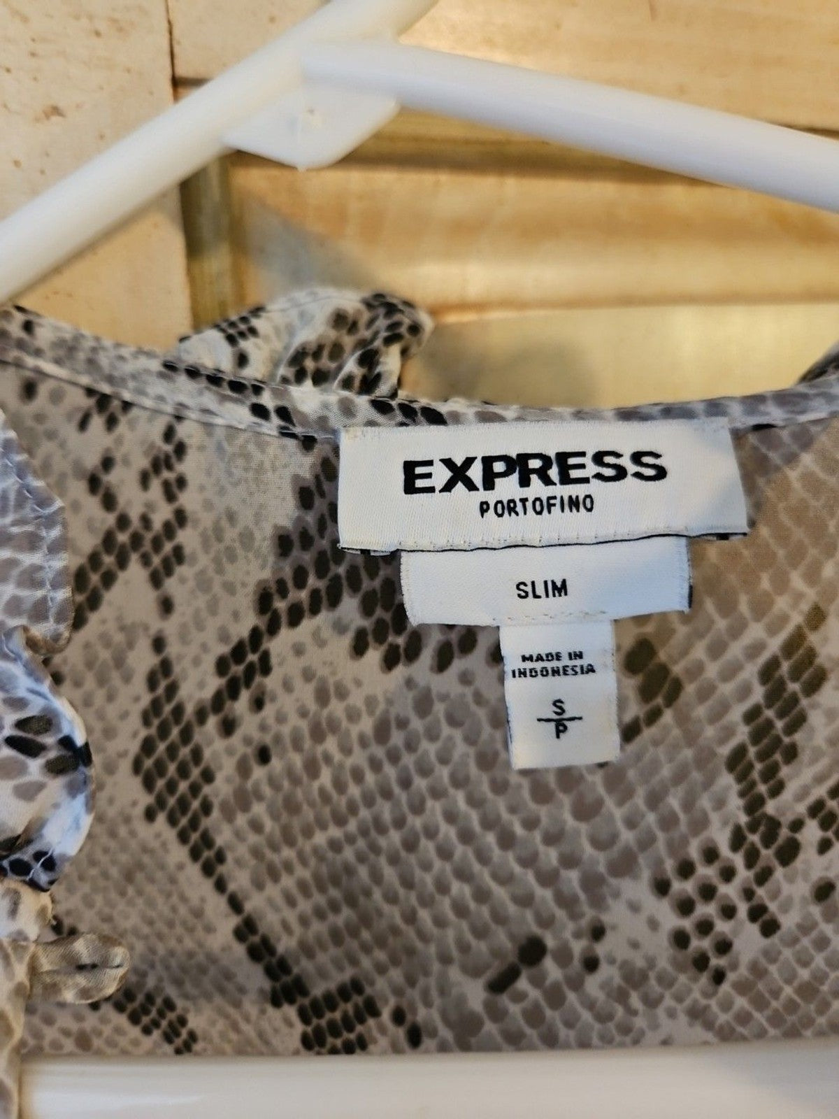Express Womens Small Portofino Gray Snakeskin Print Slim Fit Sheer Button Blouse