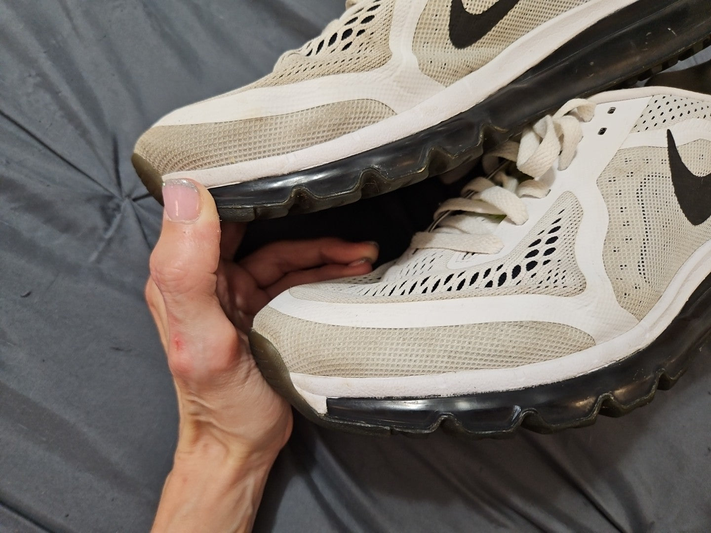 Nike Men's Air Max Neutral Ride 2013 White Black Running Shoes 621077 Sz 10.5