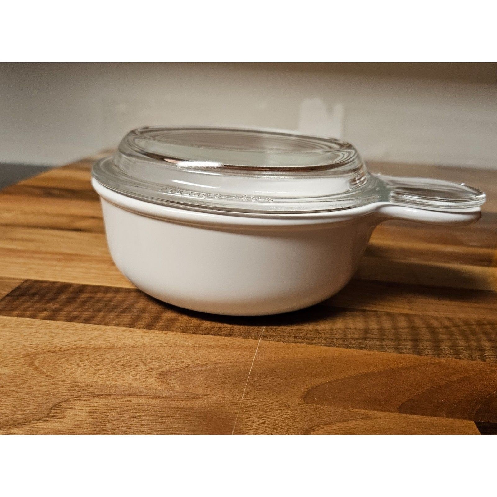 Vintage Corning Ware White Heat N Serve Grab It Bowl P-150-B with Glass lid