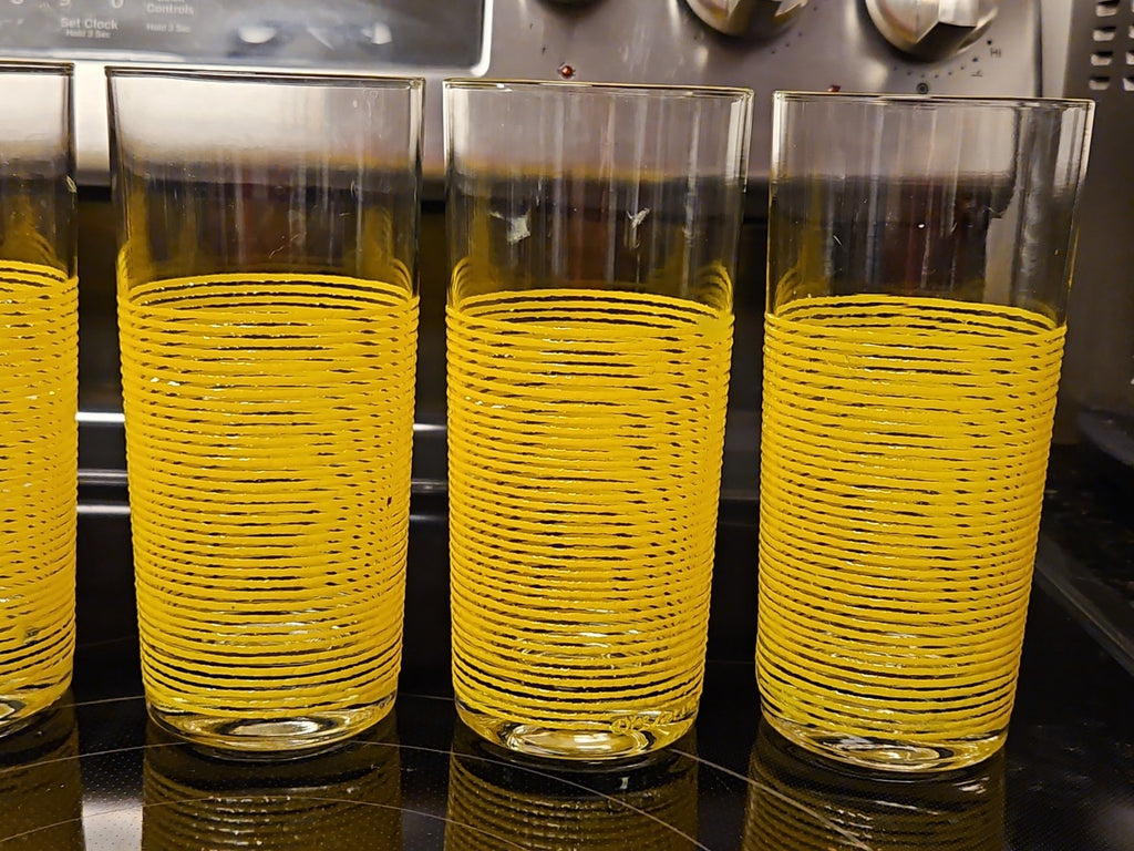 Set of 7 Vintage Culver Yellow Icicle Glasses Spaghetti String Glasses Rare!