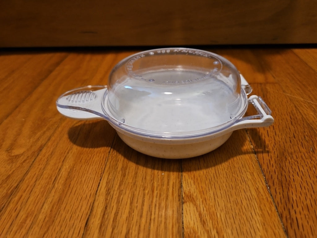 Nordic Ware Microwave Eggs 'N Muffin Breakfast Sandwich Cooker