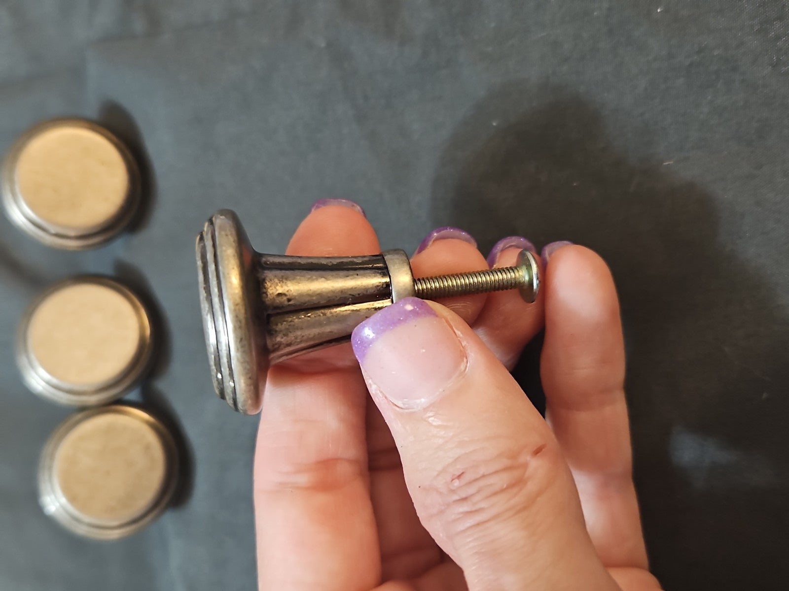 Set Of 4 Top Knobs TK196PTA Luxor Knob Large 1 1/4" Pewter Antique EUC