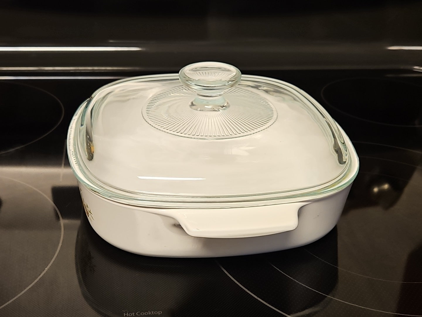 Vintage CorningWare L'Echalote A-8-B 1.4 L  Spice Of Life Dish With Glass Lid