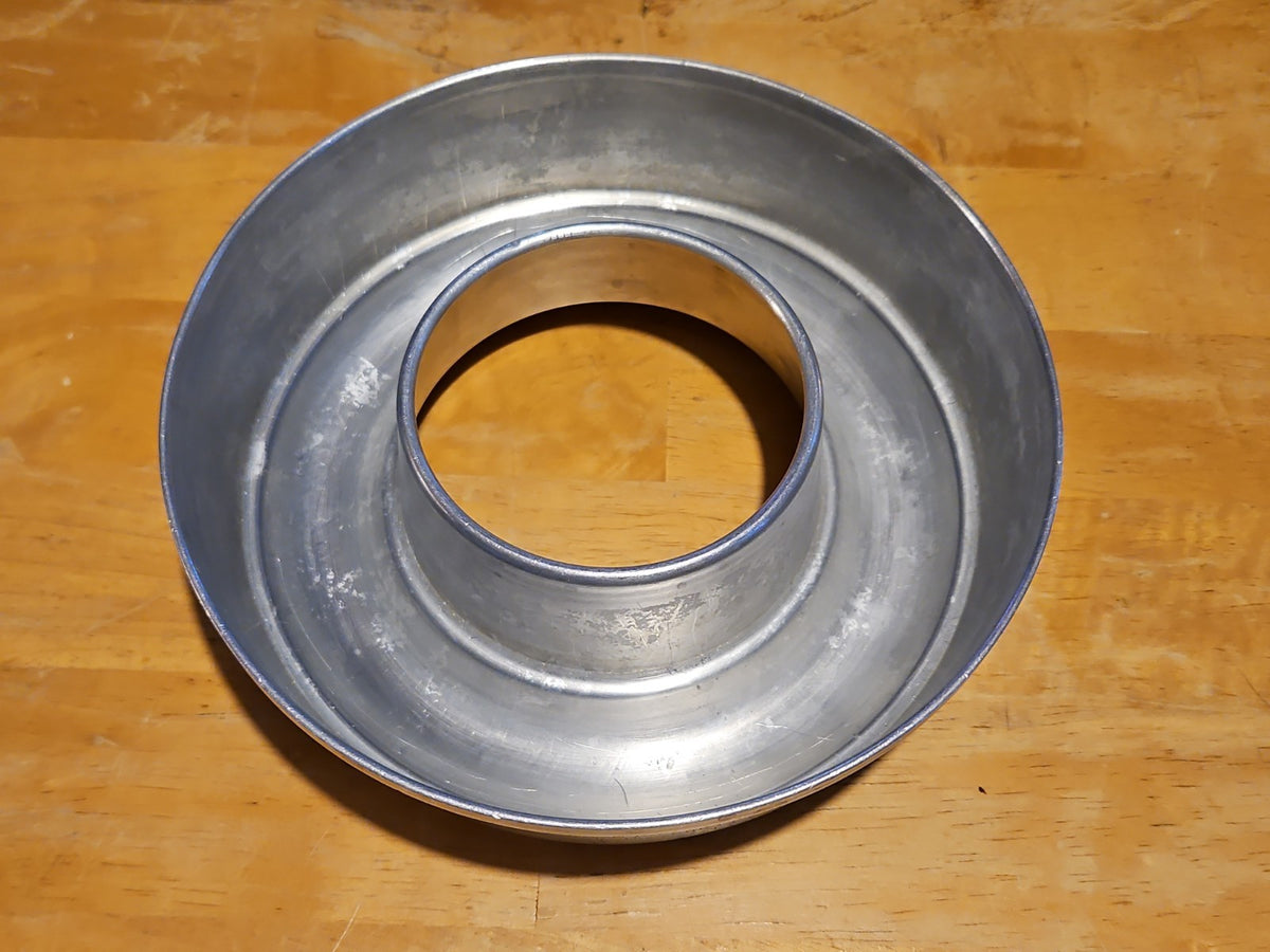 Vintage Mirro Aluminum Jello Ring Mold Cake Pan M-0728 4 1/2 Cup USA