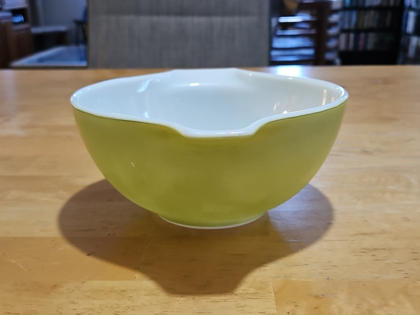 Vintage Pyrex #442 1-1/2 Quart Cinderella Mixing Bowl Verde Green Olive Green