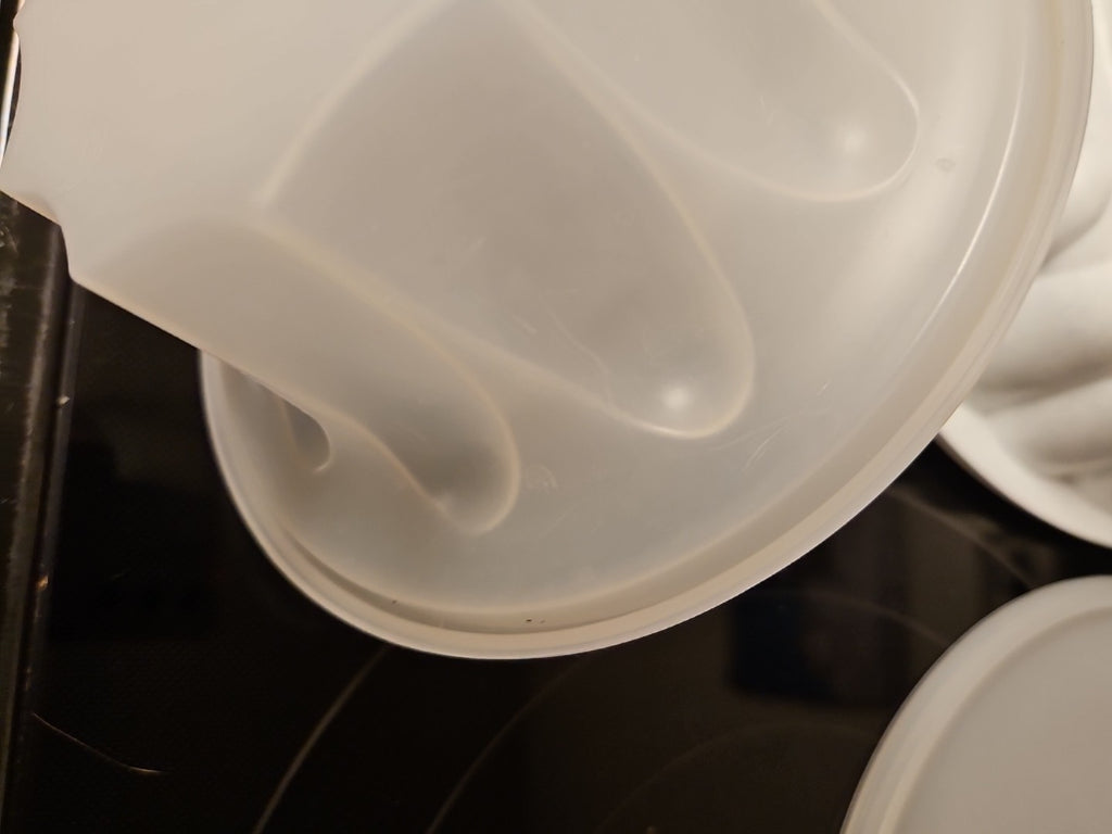 Vintage Tupperware White & Blue Speckled 1202-6 Jel-Ring Mold 3 Piece Set