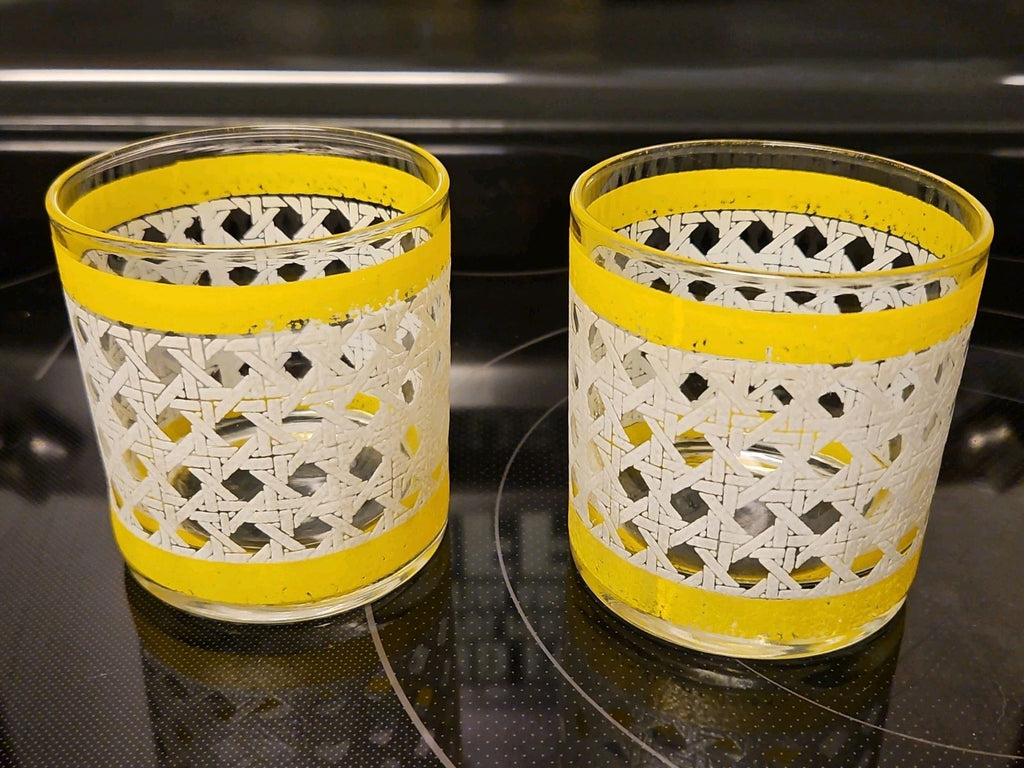Set Of 4 Vintage MCM Lowball Rocks Glasses Yellow & White Hexagon Weave