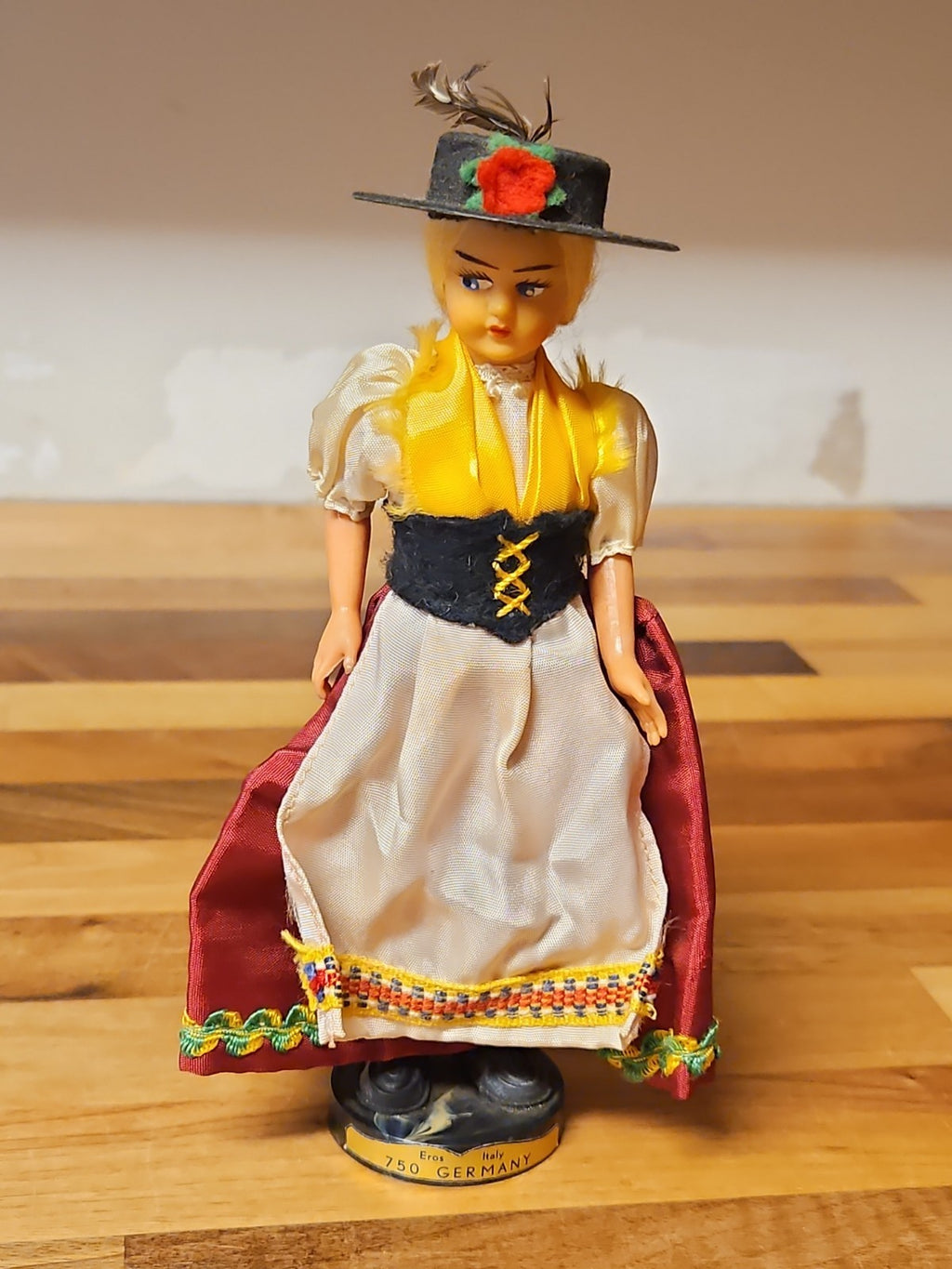 Vintage Eros Doll 750 Germany Traditional Folk Costume Made In Italy Souvenir 7"