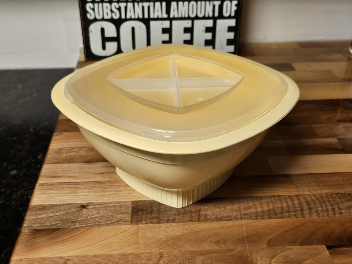 Vintage Nordic Ware 12 Cup Microwave Popcorn Popper 301 Harvest Gold With Lid